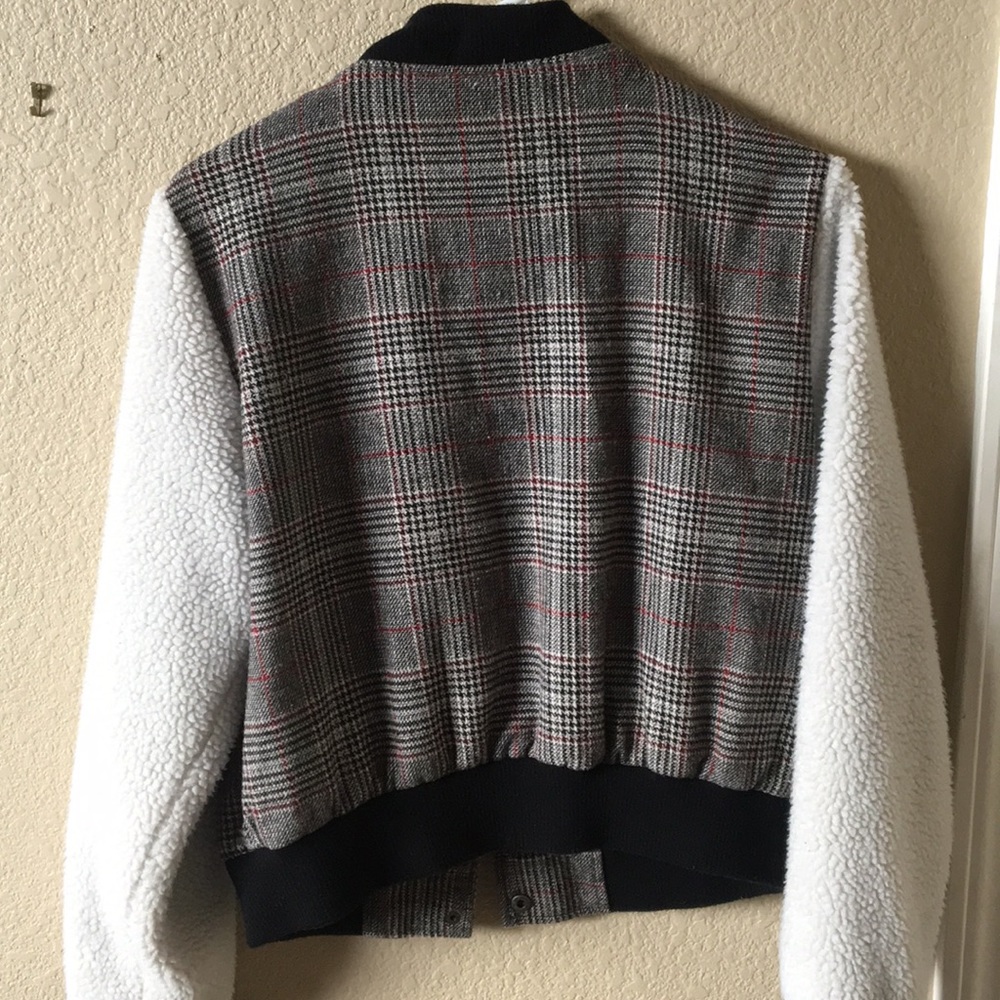 Bomber jacket - Picture 2 of 2